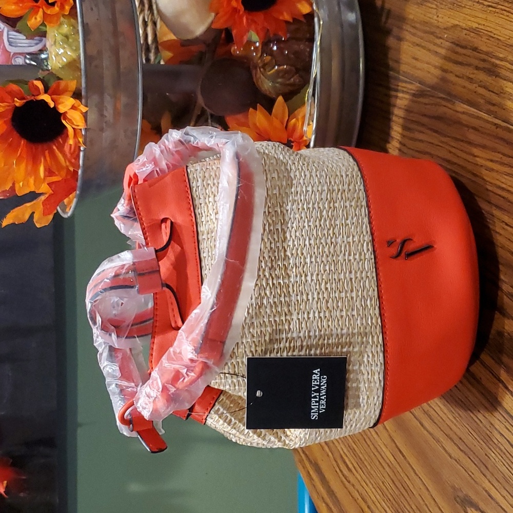 Handbag ...bucketbag